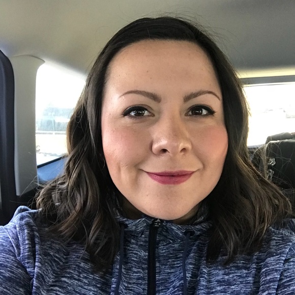 Meet your Posher, Juanita - Picture 1 of 1